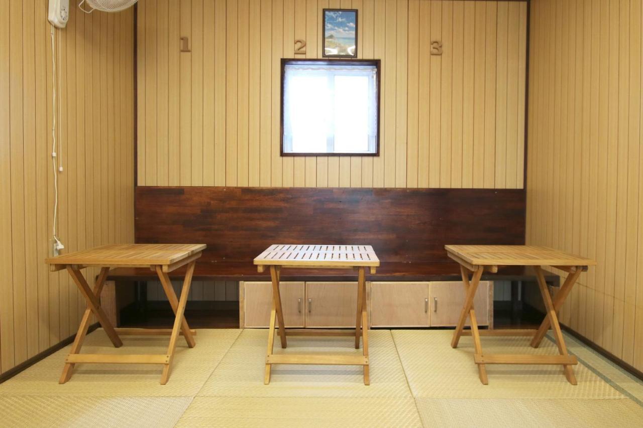 Okinawa Naha Jinjin -沖縄伝統体験型宿じんじん- Exterior photo